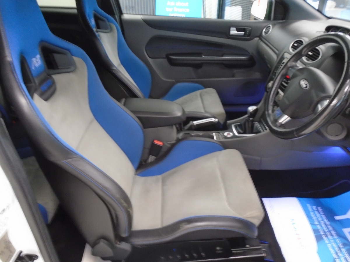 2010 FORD FOCUS 2.5 RS