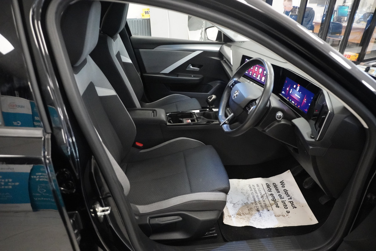 2023 VAUXHALL ASTRA 1.2 TURBO DESIGN (New Model)