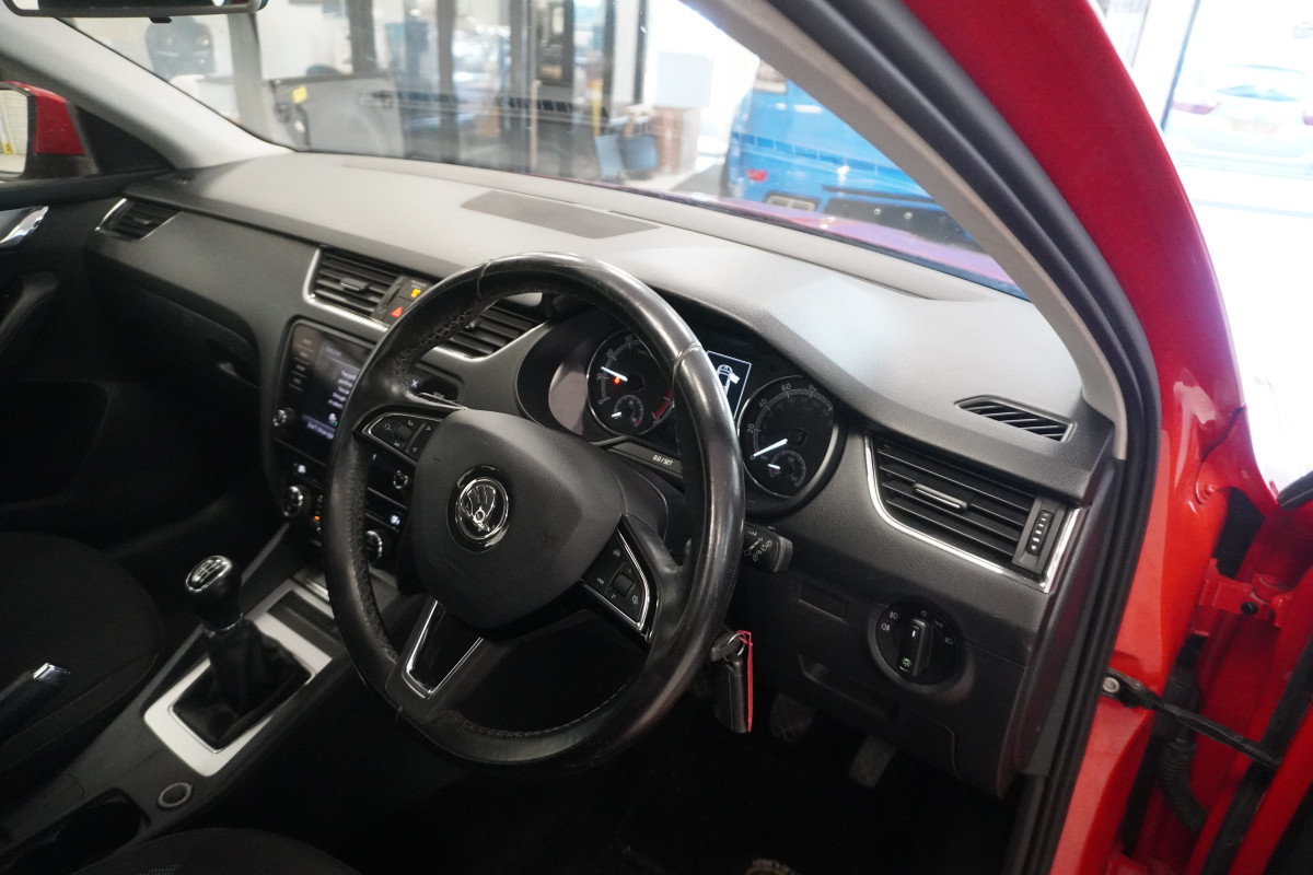 2018 (NOV) SKODA OCTAIVA 1.0 TSi SE