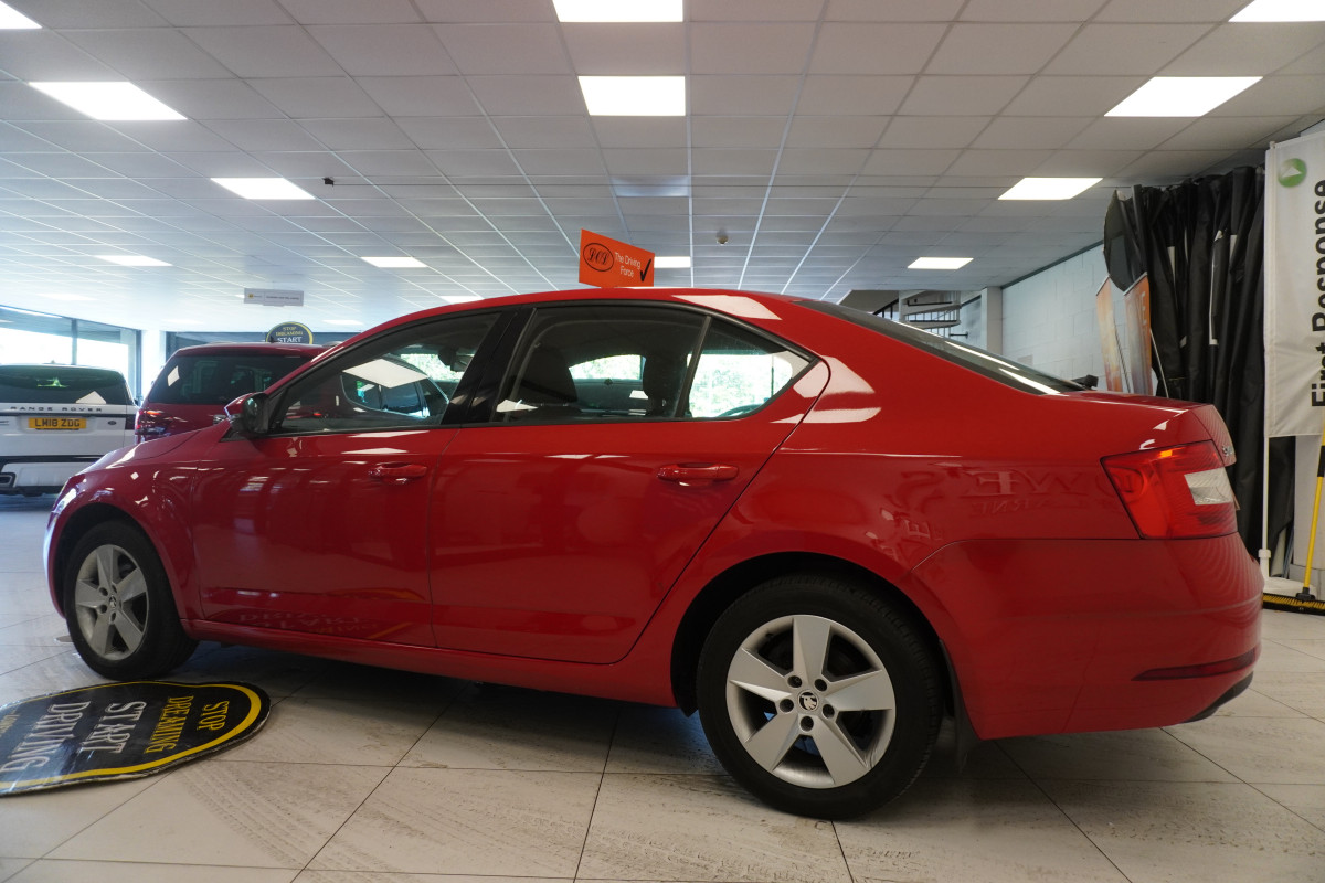 2018 (NOV) SKODA OCTAIVA 1.0 TSi SE