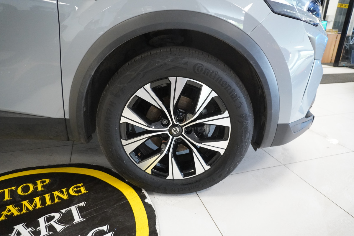 2024 (DEC) RENAULT CAPTUR 1.0 TCE EVOLUITION with ONLY 5,000 Miles (NEW MODEL)