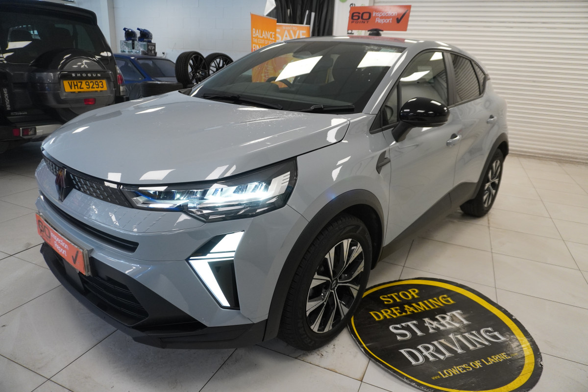2024 (DEC) RENAULT CAPTUR 1.0 TCE EVOLUITION with ONLY 5,000 Miles (NEW MODEL)