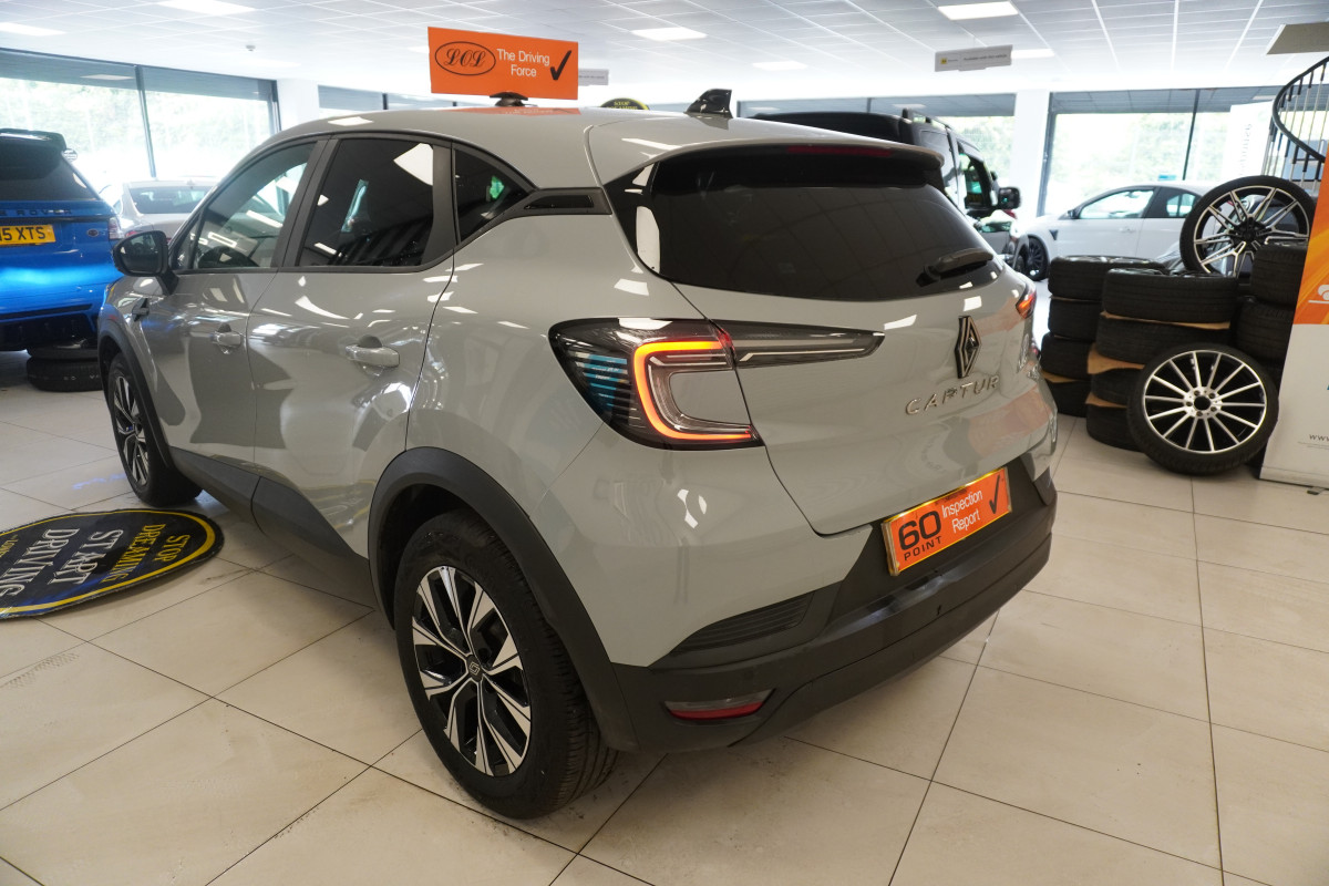 2024 (DEC) RENAULT CAPTUR 1.0 TCE EVOLUITION with ONLY 5,000 Miles (NEW MODEL)