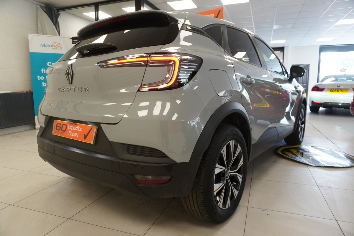 2024 (DEC) RENAULT CAPTUR 1.0 TCE EVOLUITION with ONLY 5,000 Miles (NEW MODEL)