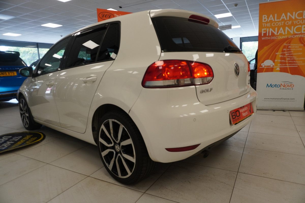 2010 (NOV) VW GOLF 1.6 TDi SE BlueMotion Tech 5 DOOR — JUST HAD NEW FLYWHEEL & CLUTCH KIT FITTED