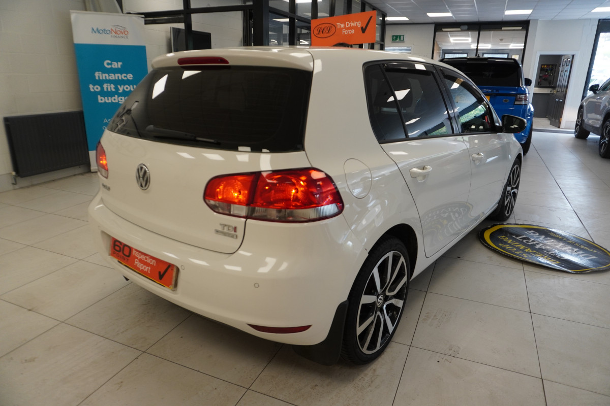 2010 (NOV) VW GOLF 1.6 TDi SE BlueMotion Tech 5 DOOR — JUST HAD NEW FLYWHEEL & CLUTCH KIT FITTED