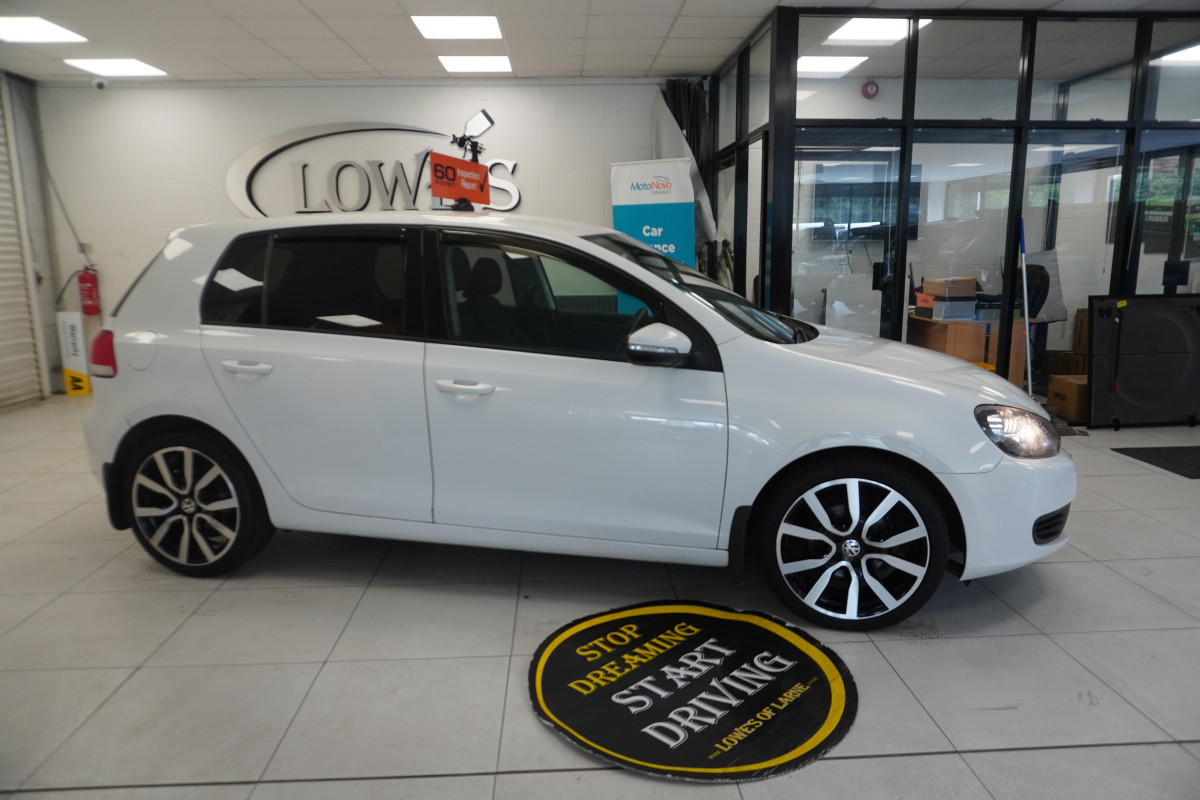 2010 (NOV) VW GOLF 1.6 TDi SE BlueMotion Tech 5 DOOR — JUST HAD NEW FLYWHEEL & CLUTCH KIT FITTED