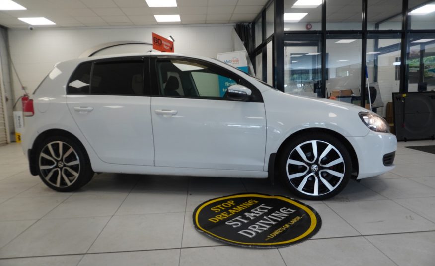 2010 (NOV) VW GOLF 1.6 TDi SE BlueMotion Tech 5 DOOR — JUST HAD NEW FLYWHEEL & CLUTCH KIT FITTED