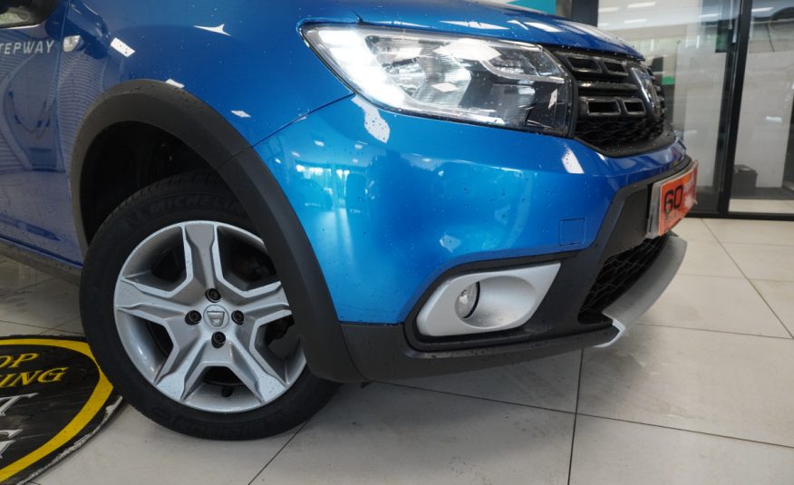2020 SANDERO STEPWAY 0.9 TCe ESSENTIAL ENERGY with ONLY 36,000 MILES