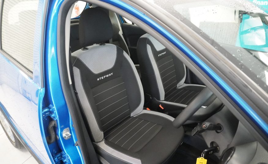 2020 SANDERO STEPWAY 0.9 TCe ESSENTIAL ENERGY with ONLY 36,000 MILES