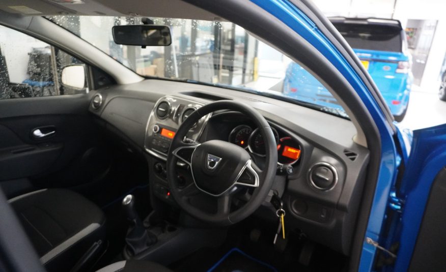 2020 SANDERO STEPWAY 0.9 TCe ESSENTIAL ENERGY with ONLY 36,000 MILES