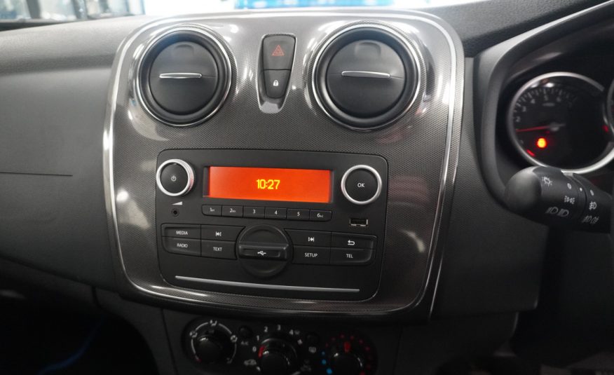 2020 SANDERO STEPWAY 0.9 TCe ESSENTIAL ENERGY with ONLY 36,000 MILES