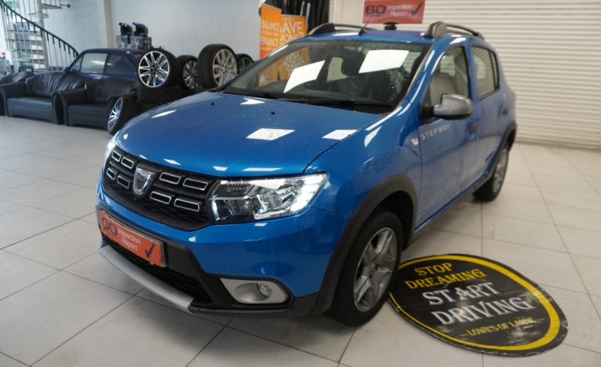 2020 SANDERO STEPWAY 0.9 TCe ESSENTIAL ENERGY with ONLY 36,000 MILES
