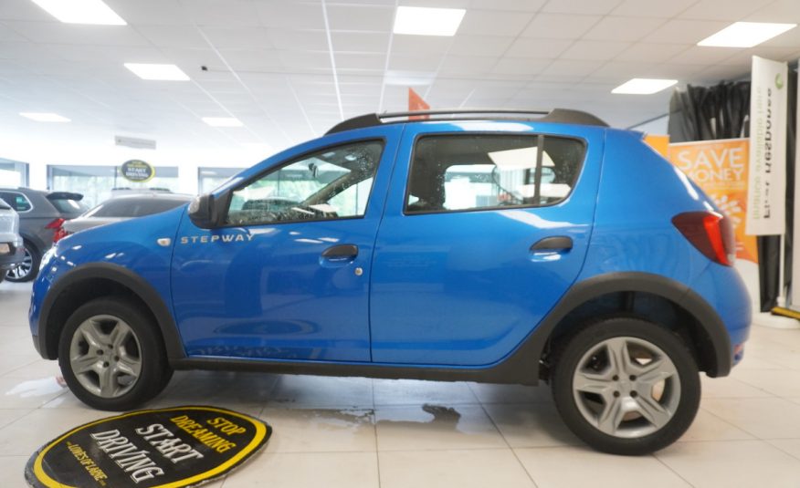 2020 SANDERO STEPWAY 0.9 TCe ESSENTIAL ENERGY with ONLY 36,000 MILES