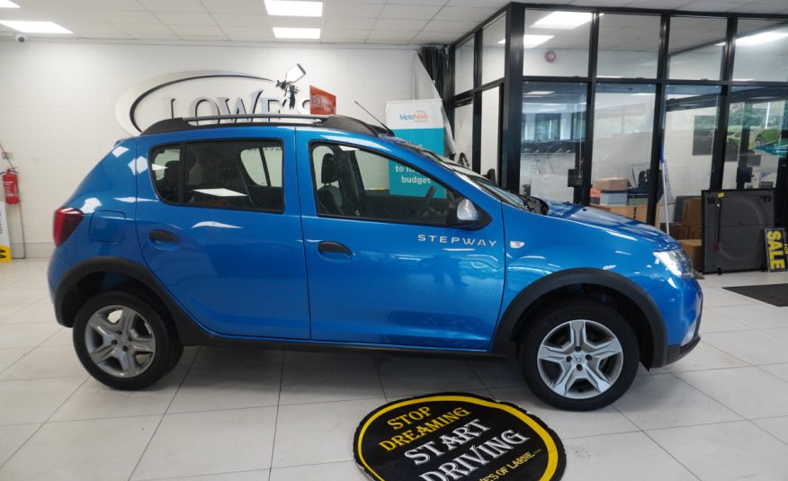 2020 SANDERO STEPWAY 0.9 TCe ESSENTIAL ENERGY with ONLY 36,000 MILES