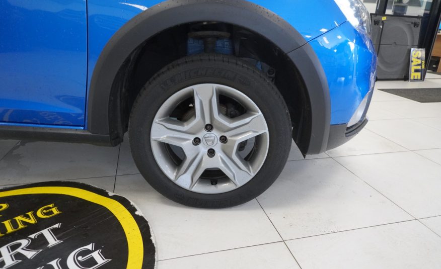 2020 SANDERO STEPWAY 0.9 TCe ESSENTIAL ENERGY with ONLY 36,000 MILES