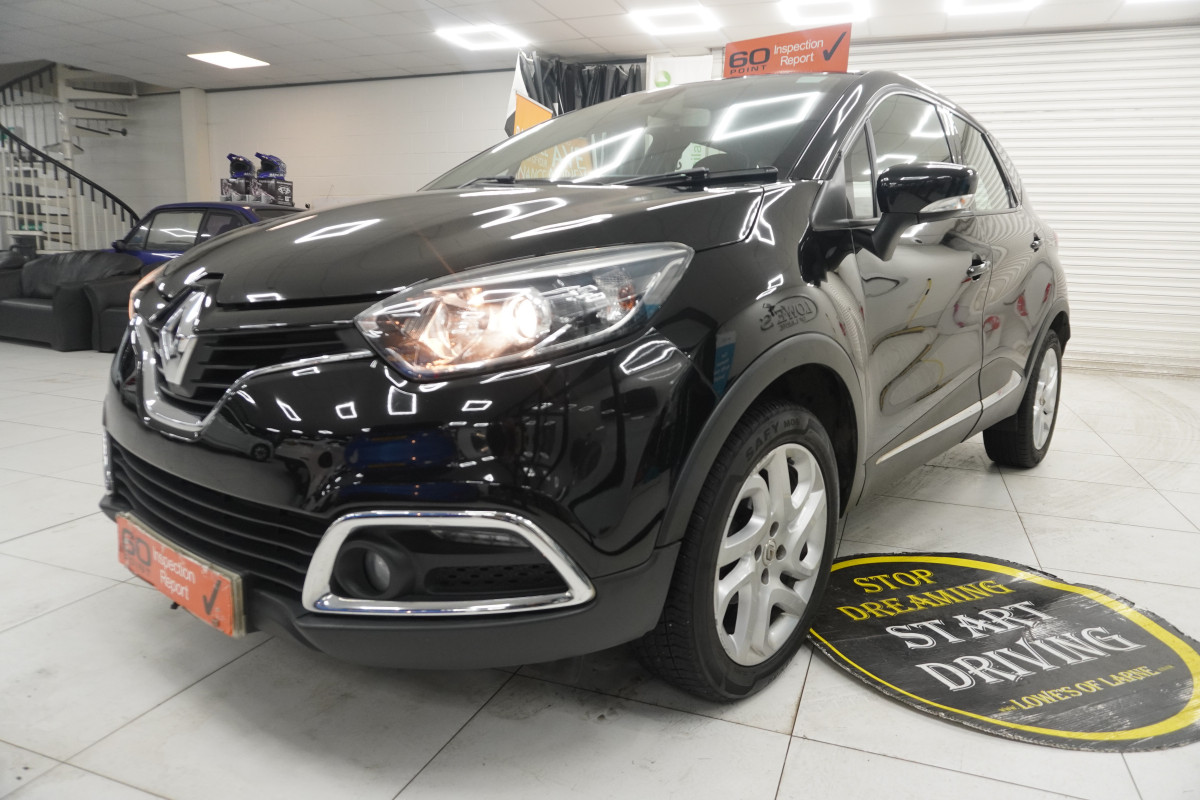 2017 (MAY) RENAULT CAPTUR 0.9 TCe DYNAMIQUE NAV with ONLY 79,000 MILES