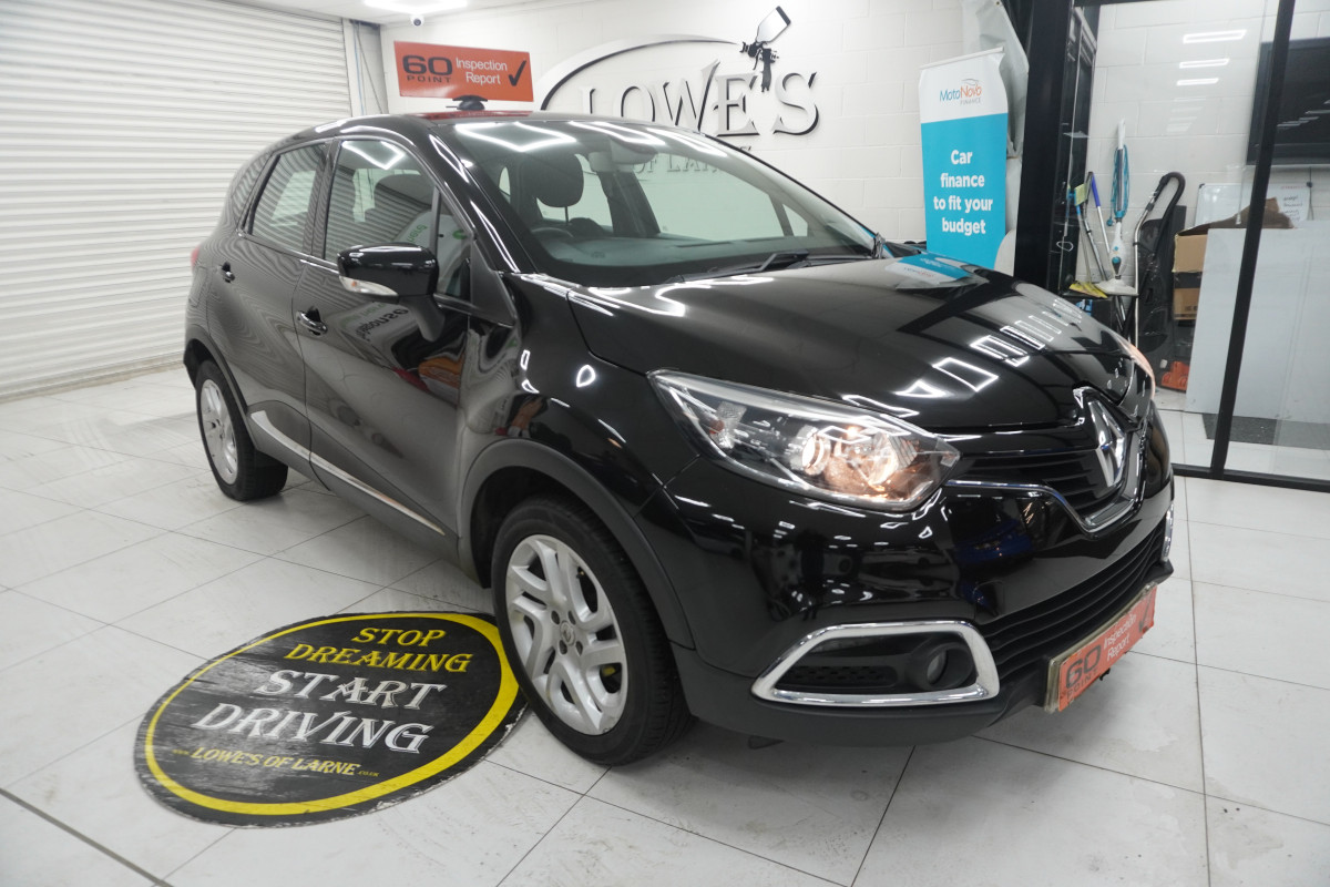 2017 (MAY) RENAULT CAPTUR 0.9 TCe DYNAMIQUE NAV with ONLY 79,000 MILES