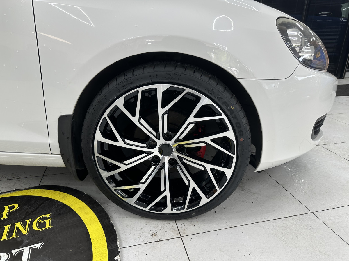 2010 (NOV) VW GOLF 1.6 TDi SE BlueMotion Tech 5 DOOR — JUST HAD NEW FLYWHEEL & CLUTCH KIT FITTED