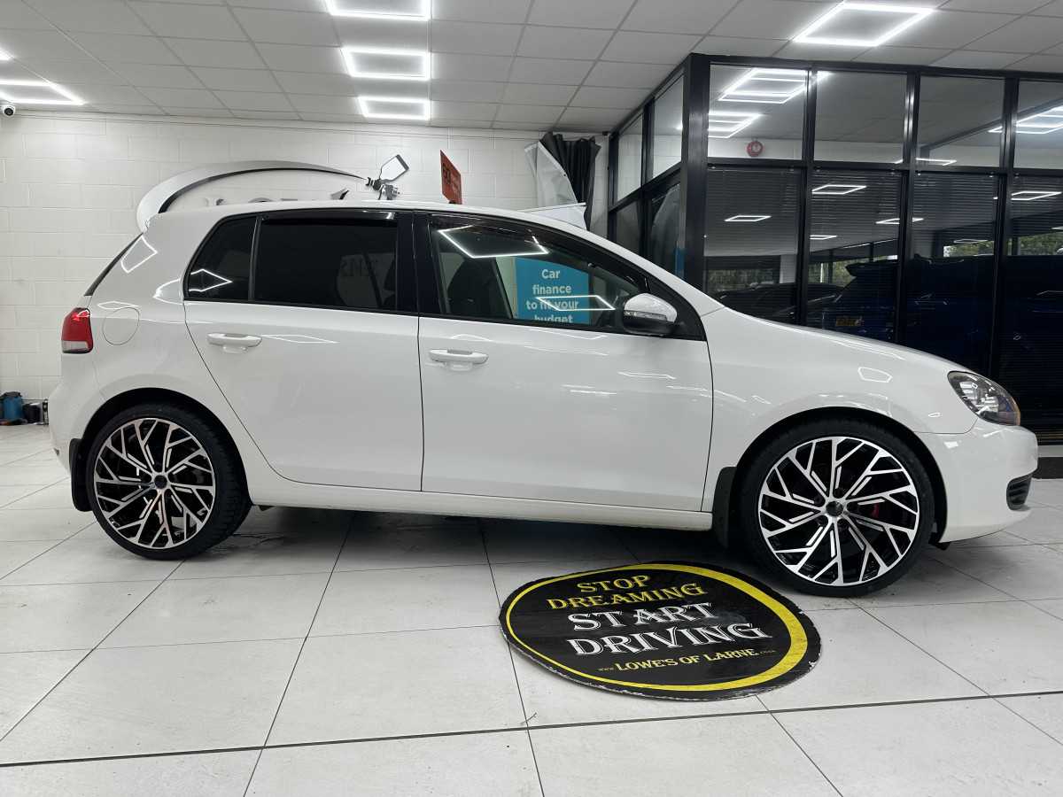2010 (NOV) VW GOLF 1.6 TDi SE BlueMotion Tech 5 DOOR — JUST HAD NEW FLYWHEEL & CLUTCH KIT FITTED