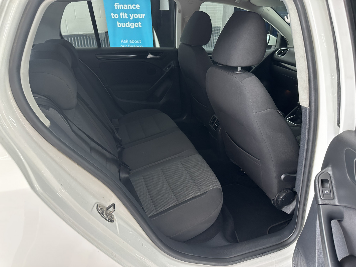 2010 (NOV) VW GOLF 1.6 TDi SE BlueMotion Tech 5 DOOR — JUST HAD NEW FLYWHEEL & CLUTCH KIT FITTED