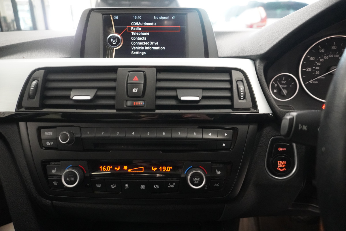 2015 BMW 320D SE XDRIVE AUTO with ONLY 84,000 MILES — BLACK LEATHER & SUNROOF