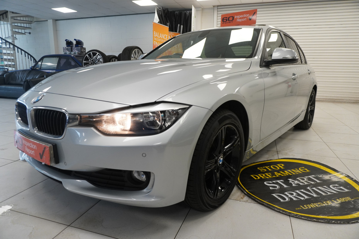 2015 BMW 320D SE XDRIVE AUTO with ONLY 84,000 MILES — BLACK LEATHER & SUNROOF