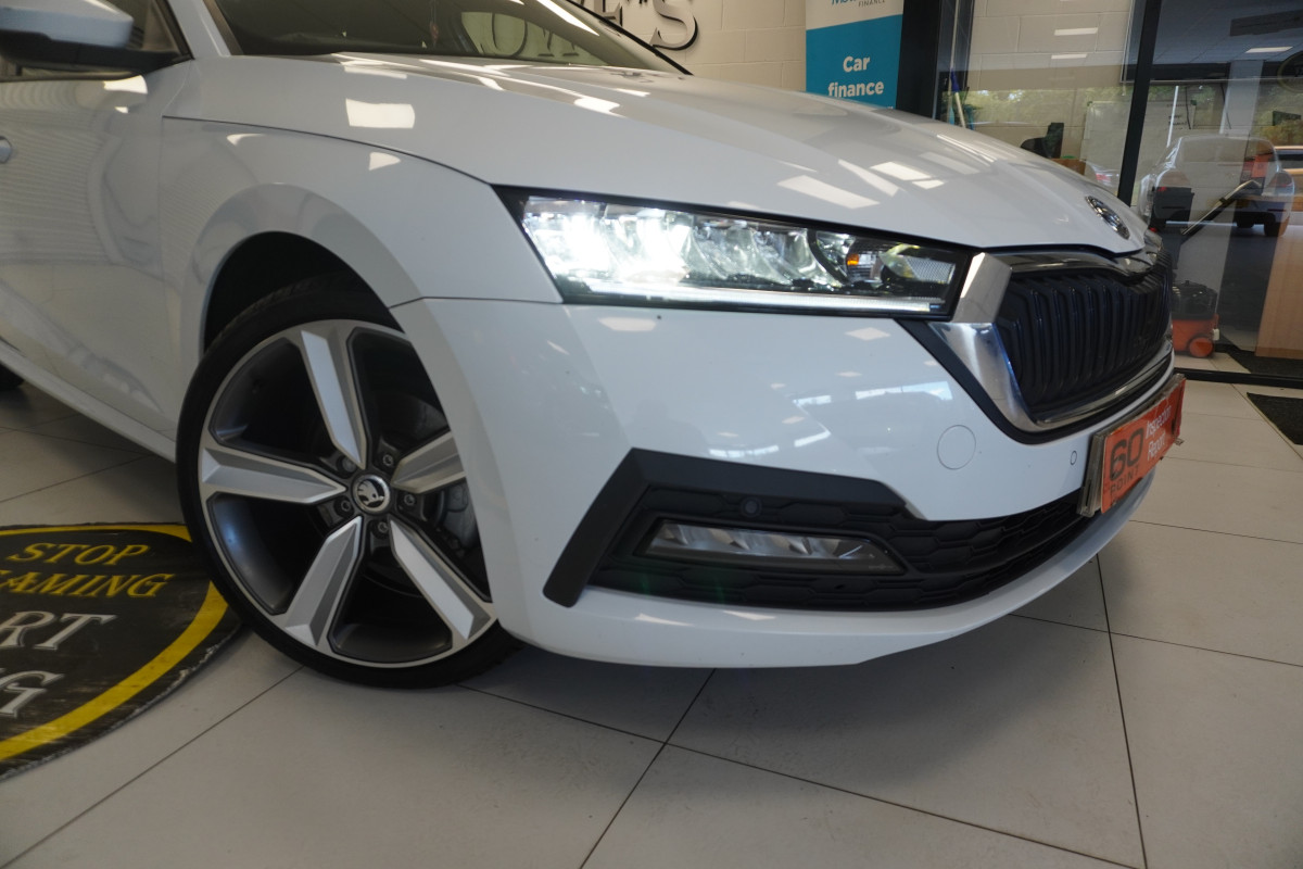 2021 SKODA OCTAIVA 1.0 TSi SE TECHNOLOGY ESTATE  FSH — ONE OWNER