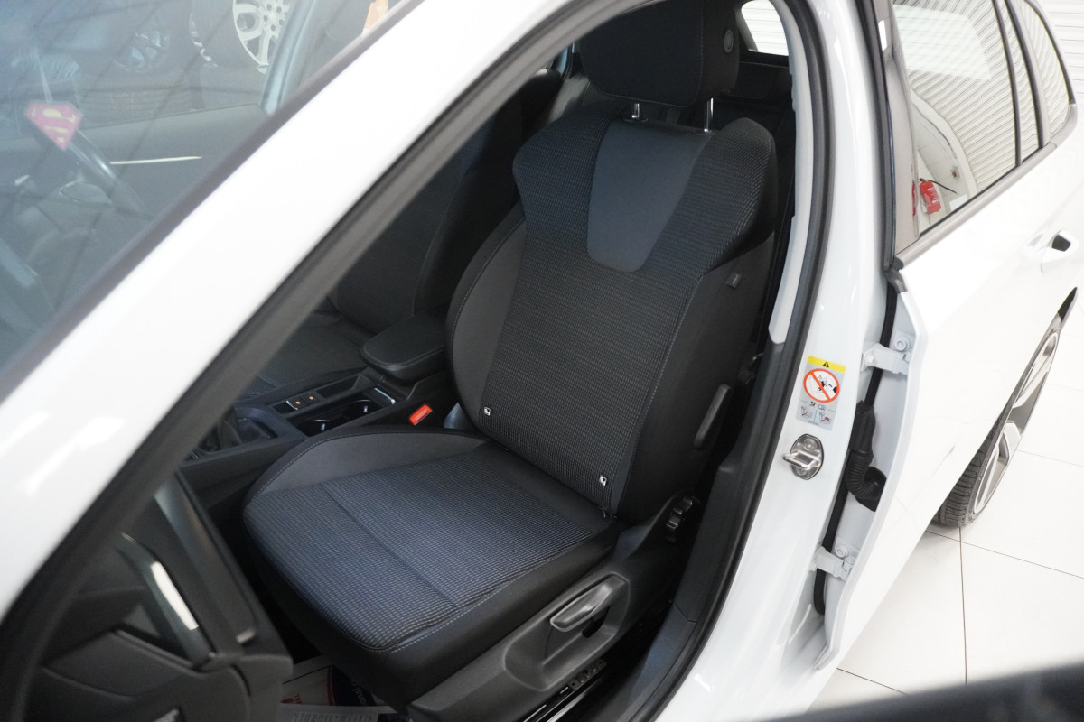 2021 SKODA OCTAIVA 1.0 TSi SE TECHNOLOGY ESTATE  FSH — ONE OWNER