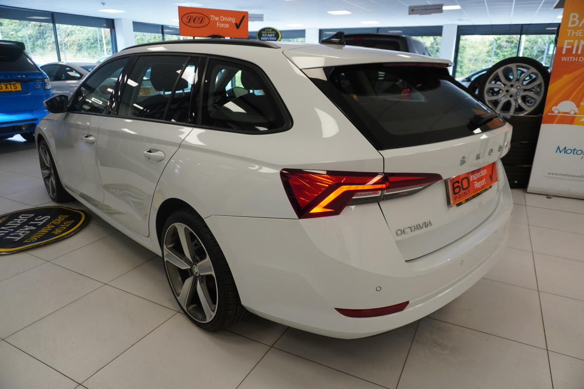2021 SKODA OCTAIVA 1.0 TSi SE TECHNOLOGY ESTATE  FSH — ONE OWNER