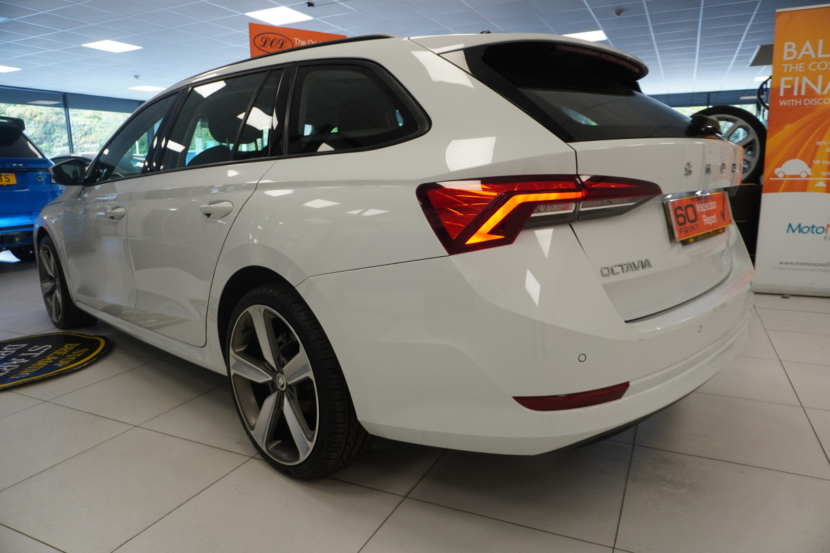 2021 SKODA OCTAIVA 1.0 TSi SE TECHNOLOGY ESTATE  FSH — ONE OWNER