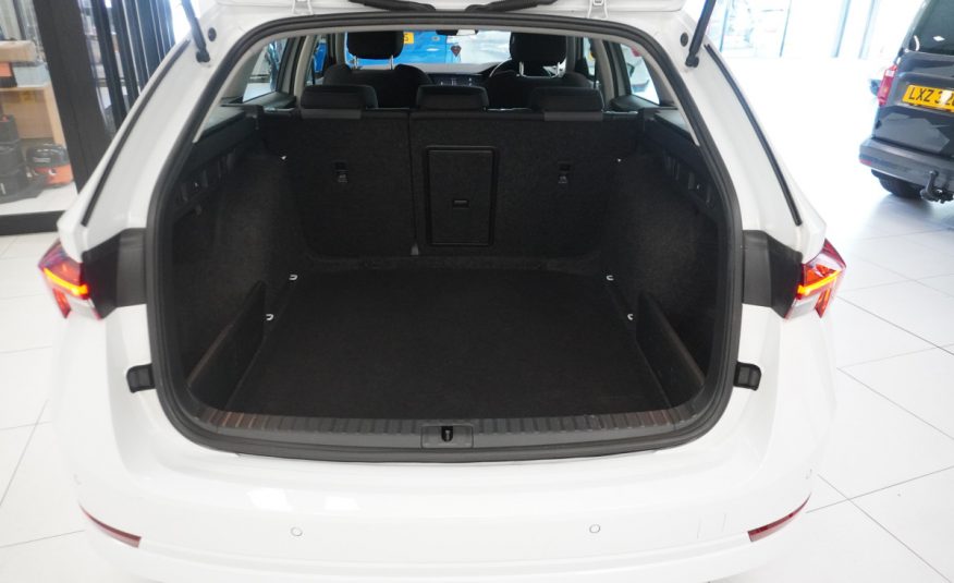 2021 SKODA OCTAIVA 1.0 TSi SE TECHNOLOGY ESTATE  FSH — ONE OWNER