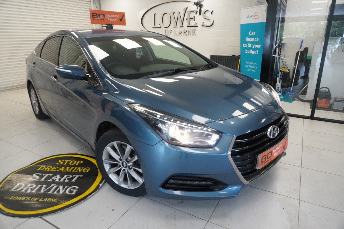2016 (SEPT) HYUNDAI i40 1.7 CRDi SE NAV Blue DRIVE with ONLY 89K