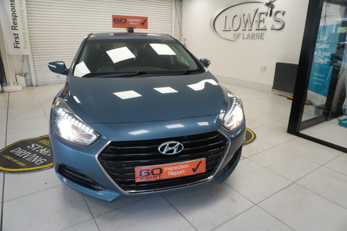 2016 (SEPT) HYUNDAI i40 1.7 CRDi SE NAV Blue DRIVE with ONLY 89K