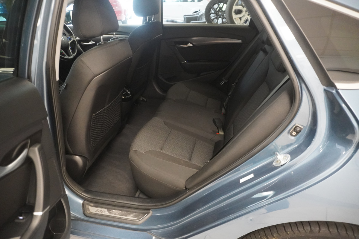 2016 (SEPT) HYUNDAI i40 1.7 CRDi SE NAV Blue DRIVE with ONLY 89K