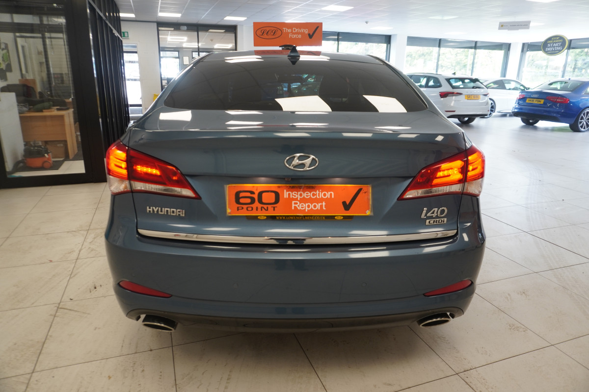 2016 (SEPT) HYUNDAI i40 1.7 CRDi SE NAV Blue DRIVE with ONLY 89K