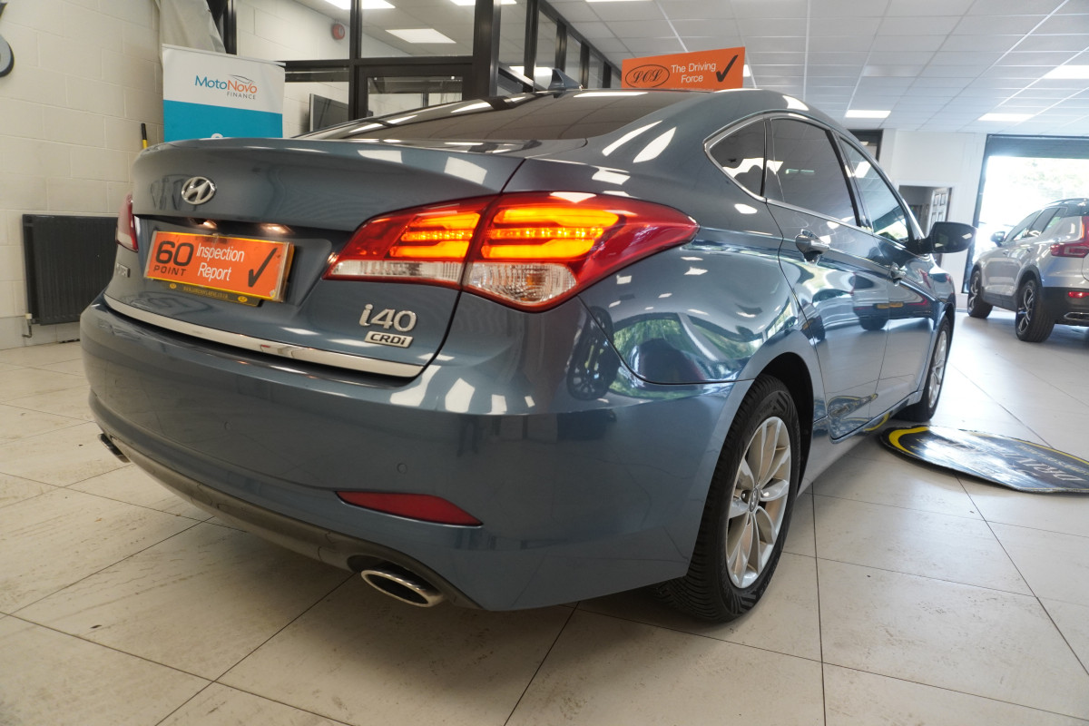 2016 (SEPT) HYUNDAI i40 1.7 CRDi SE NAV Blue DRIVE with ONLY 89K
