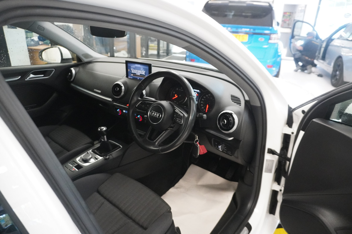 2017 (DEC) AUDI A3 1.6 TDi SPORT 4 DOOR SALOON in WHITE with 19″ ALLOYS