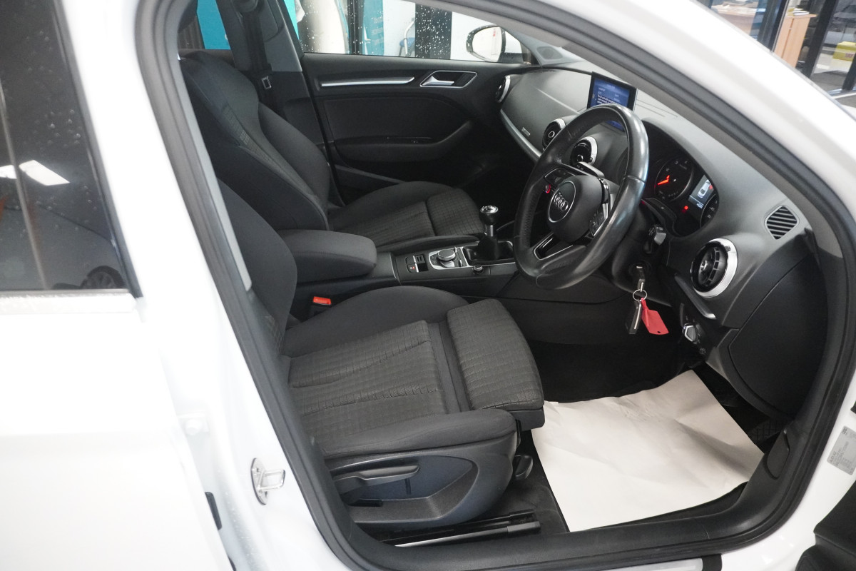 2017 (DEC) AUDI A3 1.6 TDi SPORT 4 DOOR SALOON in WHITE with 19″ ALLOYS