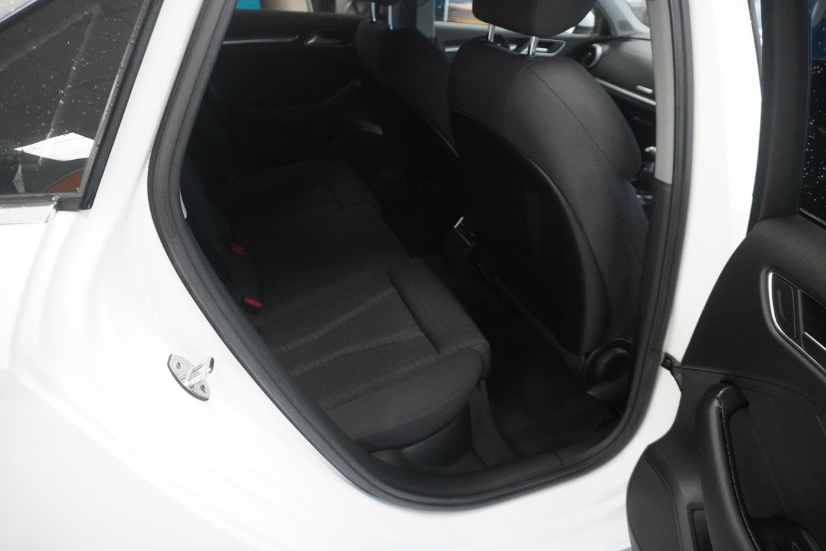 2017 (DEC) AUDI A3 1.6 TDi SPORT 4 DOOR SALOON in WHITE with 19″ ALLOYS