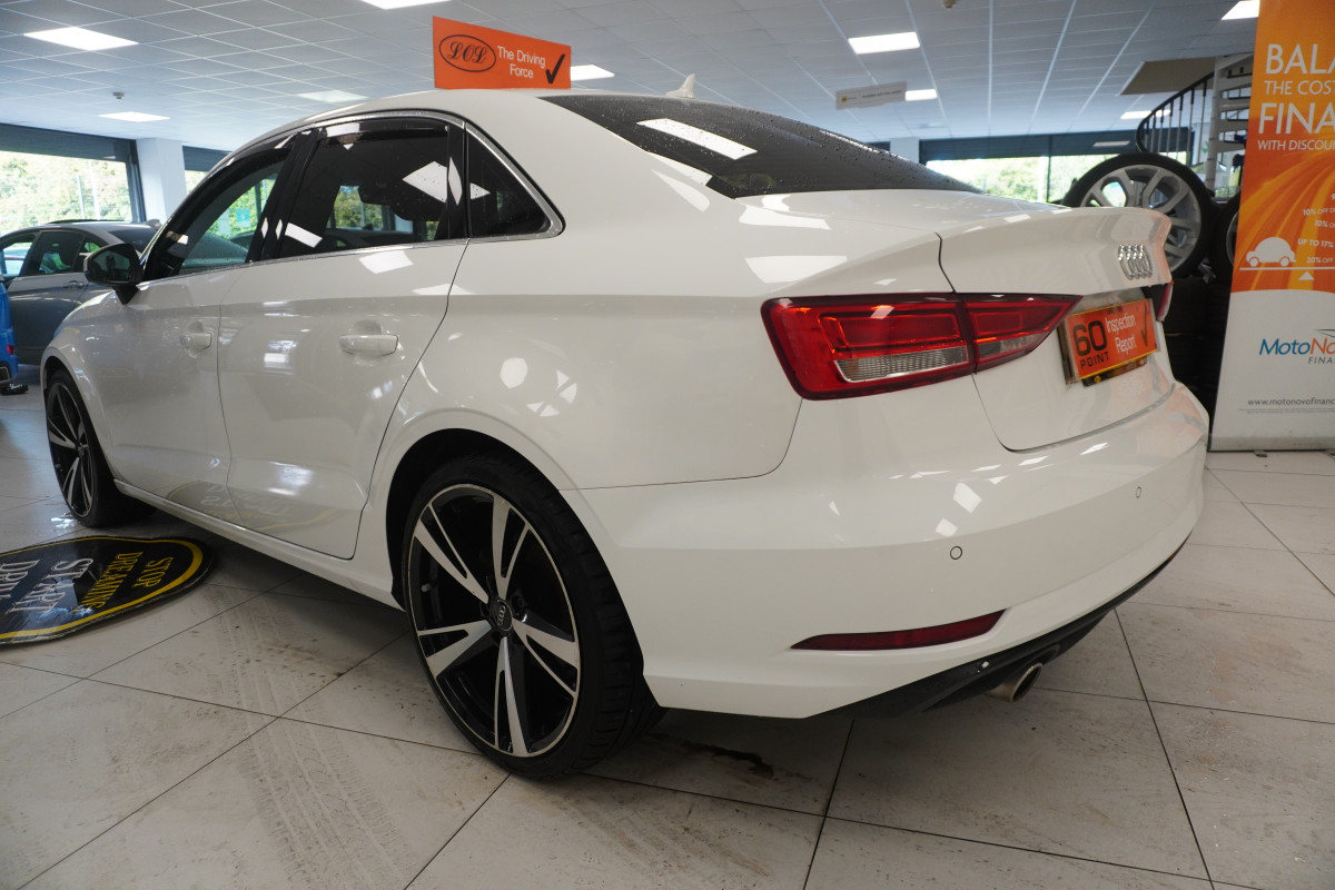 2017 (DEC) AUDI A3 1.6 TDi SPORT 4 DOOR SALOON in WHITE with 19″ ALLOYS