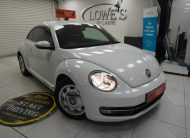 2016 (JULY) VW BEETLE 2.0 TDi BMT DESIGN AUTOMATIC ONLY 56K — STUNNING CAR and VERY HARD TO FIND