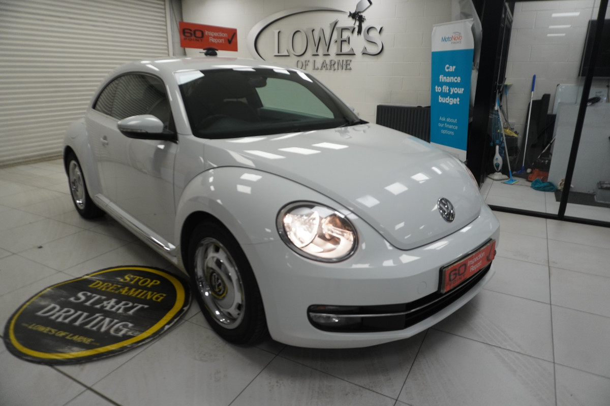 2016 (JULY) VW BEETLE 2.0 TDi BMT DESIGN AUTOMATIC ONLY 56K — STUNNING CAR and VERY HARD TO FIND