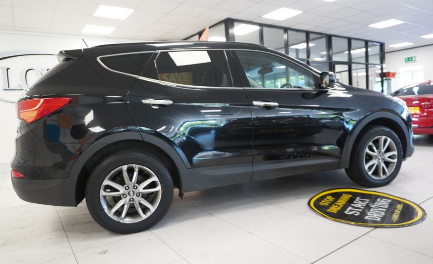 2015 HYUNDAI SANTA FE 2.2 CRDi PREMIUM with SAT NAV, BLACK LEATHER, REAR CAMERA — 7 SEATER