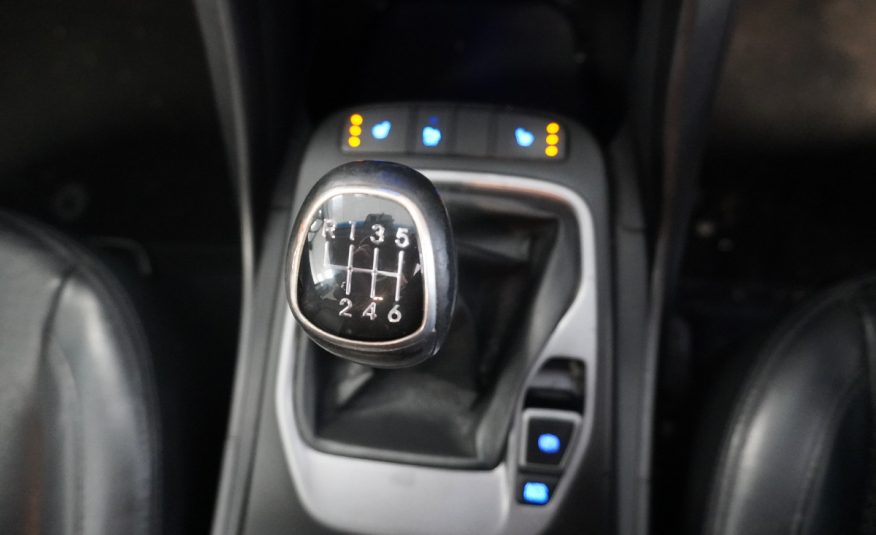 2015 HYUNDAI SANTA FE 2.2 CRDi PREMIUM with SAT NAV, BLACK LEATHER, REAR CAMERA — 7 SEATER