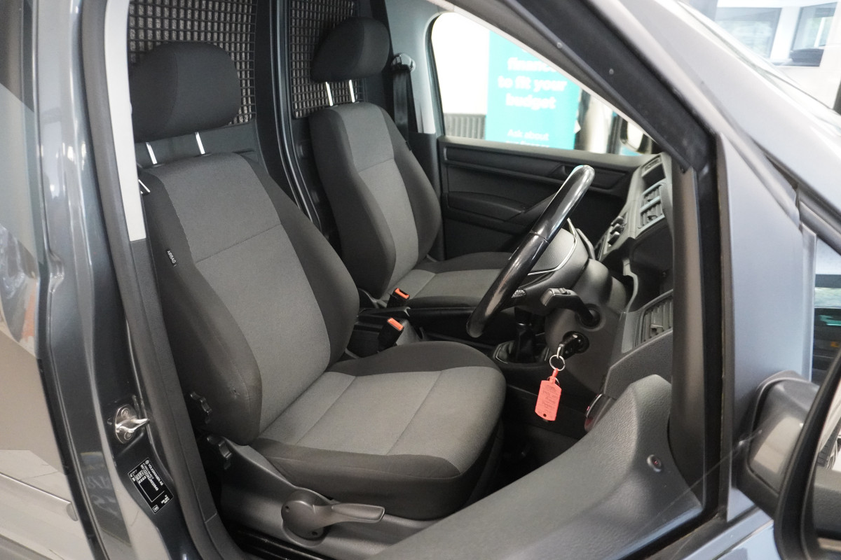 2017 (NOV) VW CADDY 2.0 TDi BlueMOTION TECH TRENDLINE (AC) — BODY KITTED with CAMO DECAL KIT — NO VAT