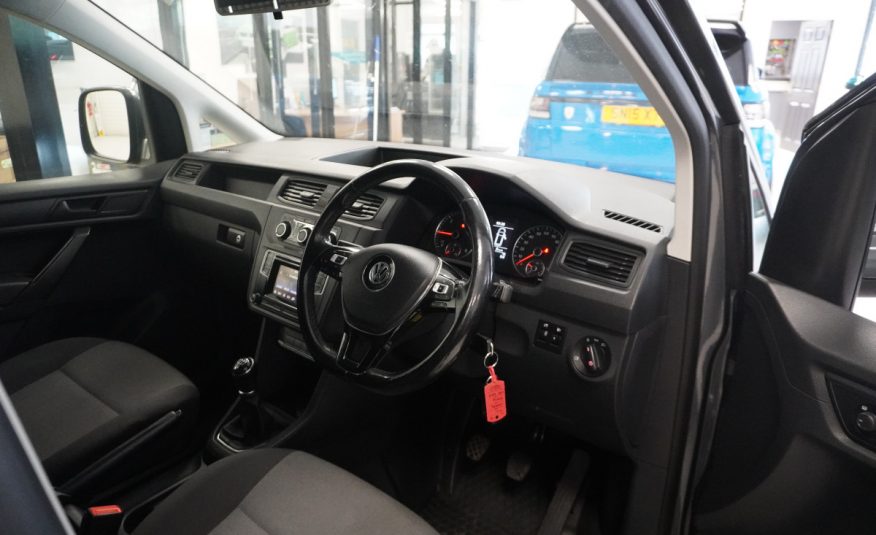 2017 (NOV) VW CADDY 2.0 TDi BlueMOTION TECH TRENDLINE (AC) — BODY KITTED with CAMO DECAL KIT — NO VAT