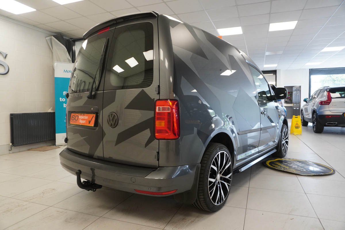 2017 (NOV) VW CADDY 2.0 TDi BlueMOTION TECH TRENDLINE (AC) — BODY KITTED with CAMO DECAL KIT — NO VAT