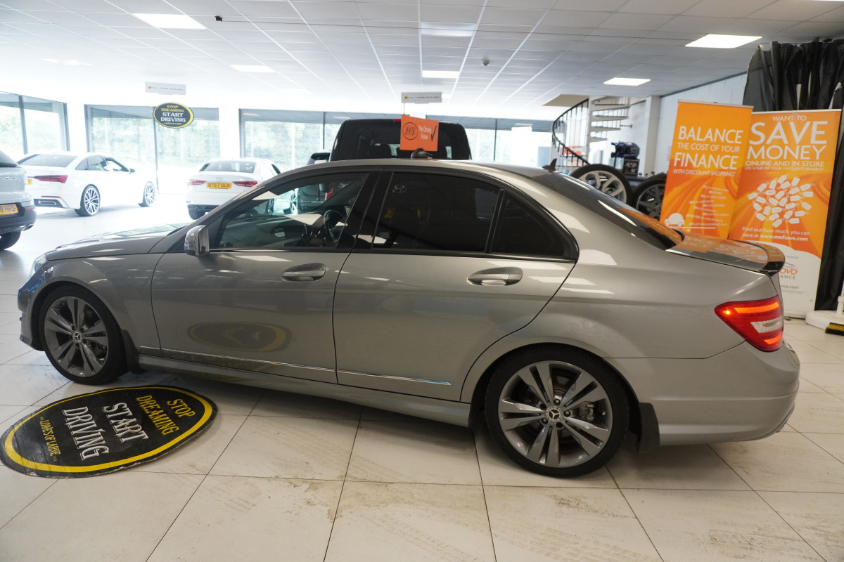 2012 (NOV) MERCEDES C220 CDi BlueEFFICIENCY AMG SPORT PLUS AUTOMATIC