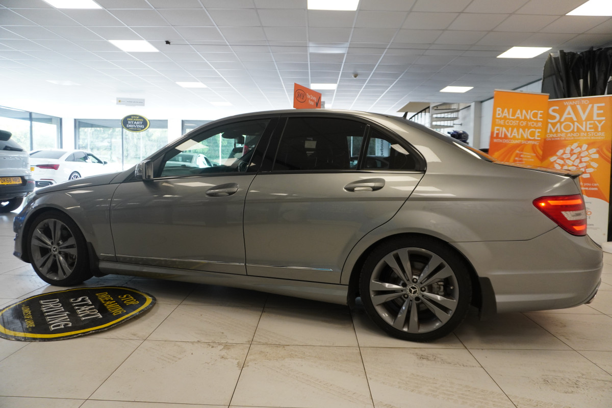 2012 (NOV) MERCEDES C220 CDi BlueEFFICIENCY AMG SPORT PLUS AUTOMATIC
